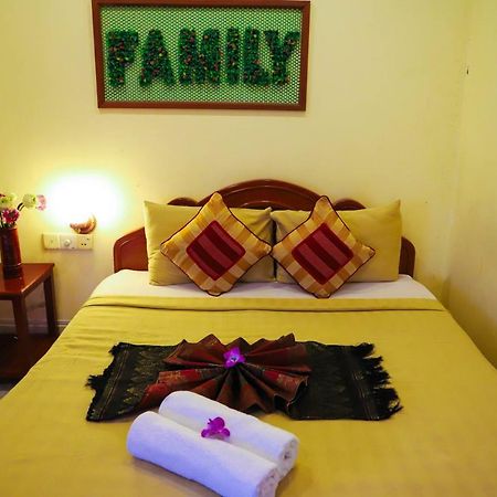 Fancy Guesthouse พนมเปญ ภายนอก รูปภาพ