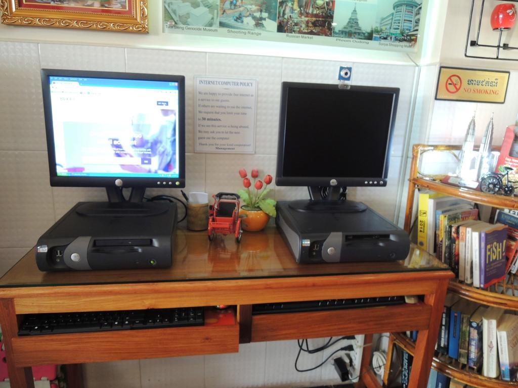 Fancy Guesthouse พนมเปญ ภายนอก รูปภาพ