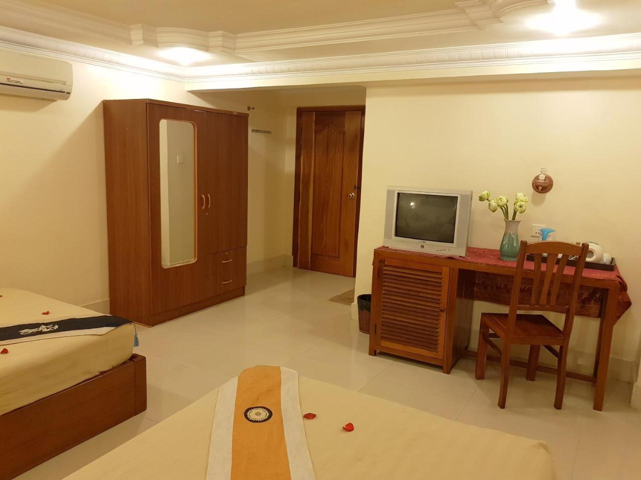 Fancy Guesthouse พนมเปญ ภายนอก รูปภาพ