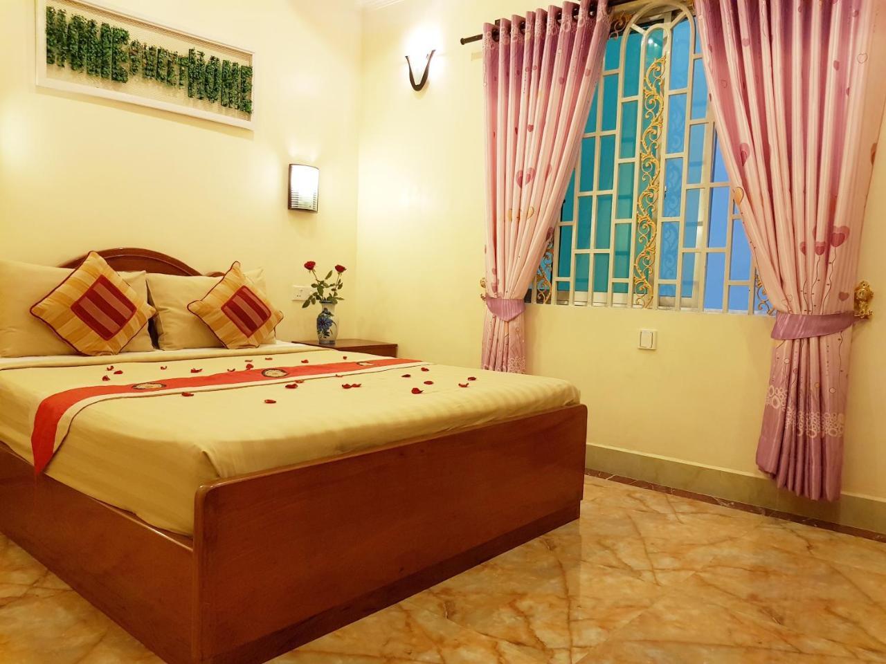 Fancy Guesthouse พนมเปญ ภายนอก รูปภาพ