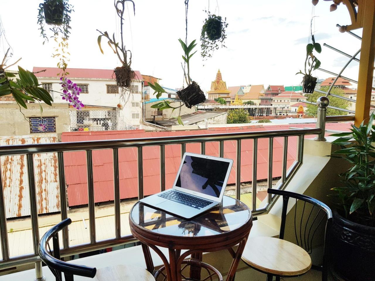Fancy Guesthouse พนมเปญ ภายนอก รูปภาพ