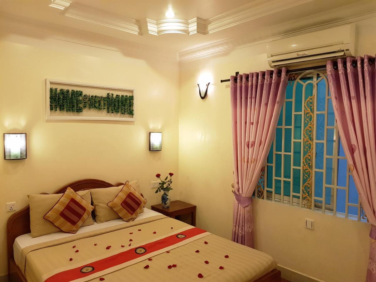 Fancy Guesthouse พนมเปญ ภายนอก รูปภาพ