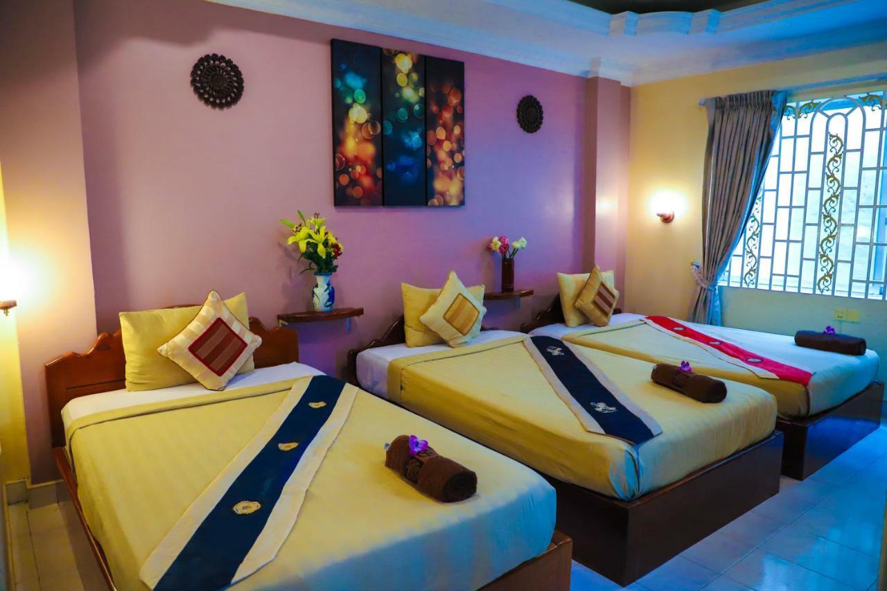 Fancy Guesthouse พนมเปญ ภายนอก รูปภาพ