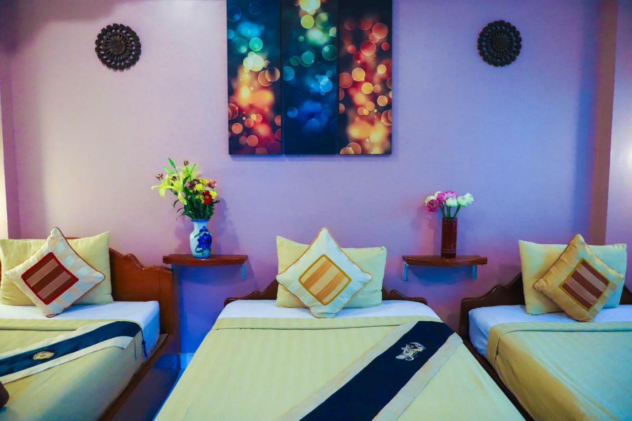 Fancy Guesthouse พนมเปญ ภายนอก รูปภาพ