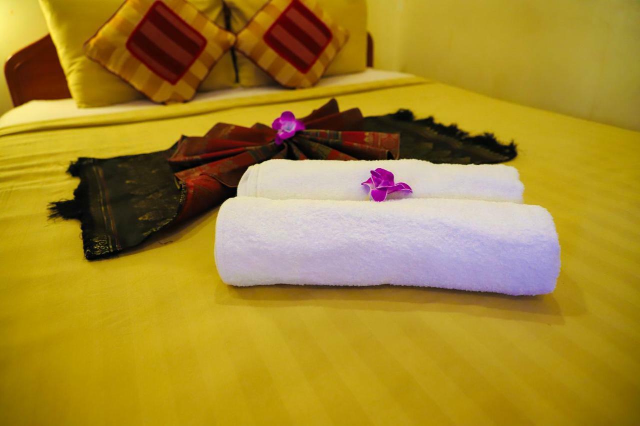 Fancy Guesthouse พนมเปญ ภายนอก รูปภาพ